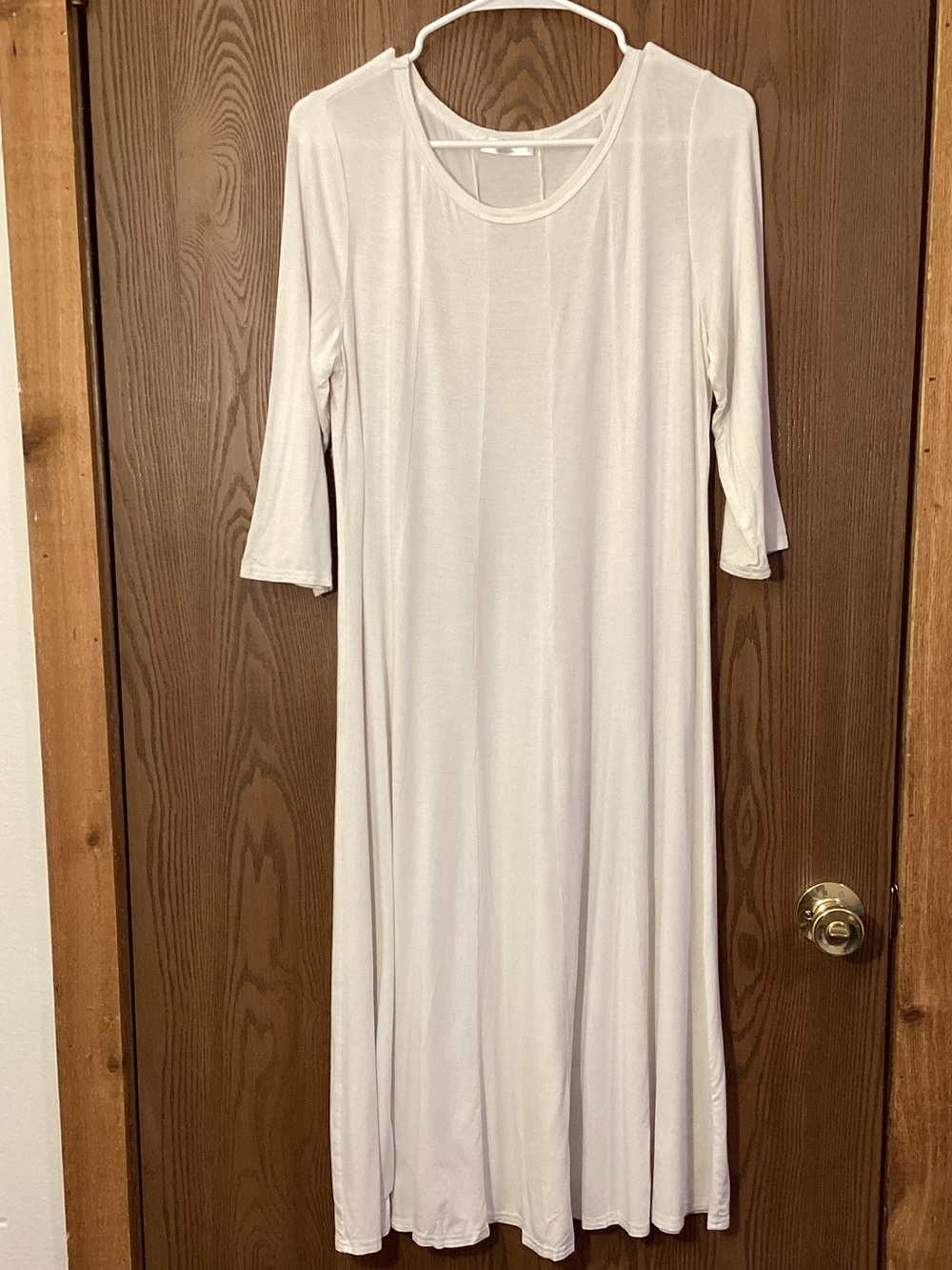 Everyday Cream Maxi Dress with 3/4 Sleeves